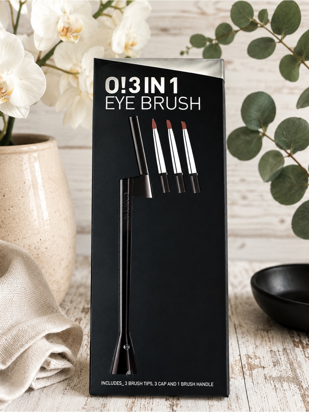 CAILYN O!3 in 1 Eye Brush Set NWOT | Retractable | 3 Brush Tips